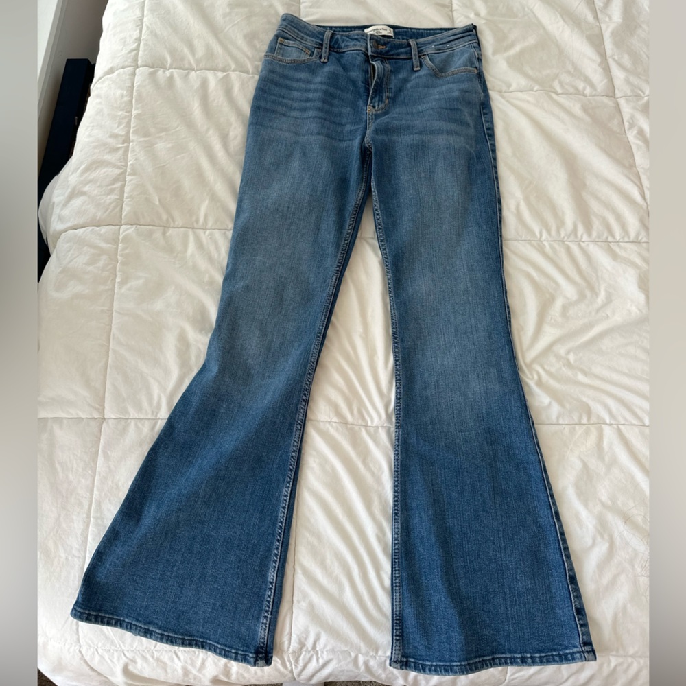 the flare high rise jeans